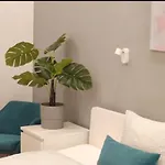 3bdr-2bath-3ac Design Apt, Central, Secured Parking, Quiet * Budapest