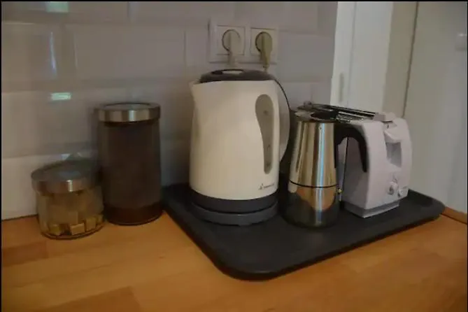 3bdr-2bath-3ac Design Apt, Central, Secured Parking, Quiet