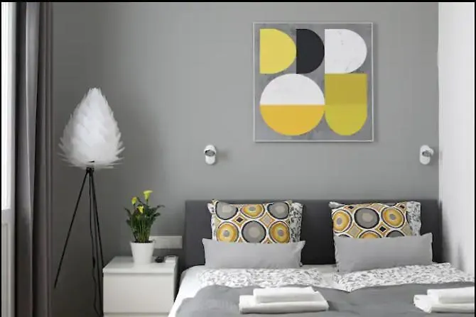 3bdr-2bath-3ac Design Apt, Central, Secured Parking, Quiet * Budapešť